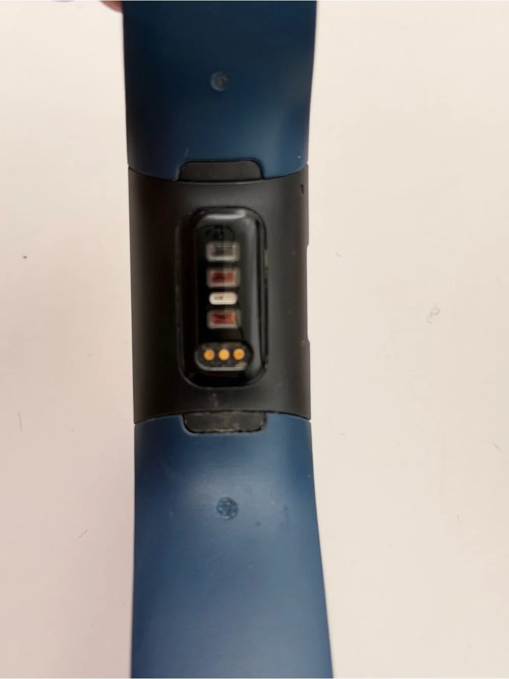 Fitbit Charge 4, Charger included, Black/blue, very good, tested, smartwatch